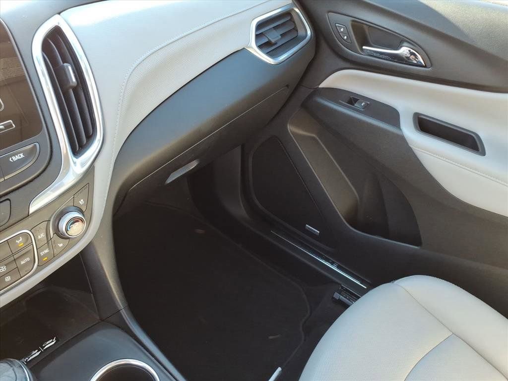 Used 2018 Chevrolet Equinox Premier image 34