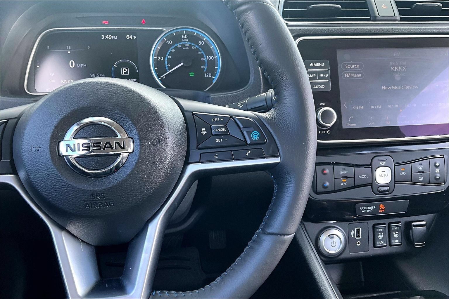 Used 2019 Nissan Leaf SL Plus FWD image 11