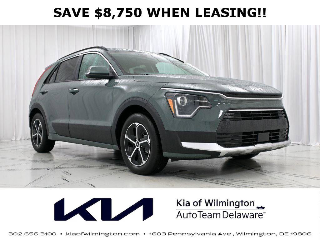 New 2025 Kia Niro EX w/ EX Cold Weather Package