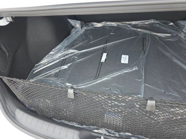Certified 2025 Hyundai Elantra Sport image 23