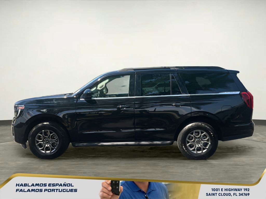 Used 2025 Ford Expedition Active image 3