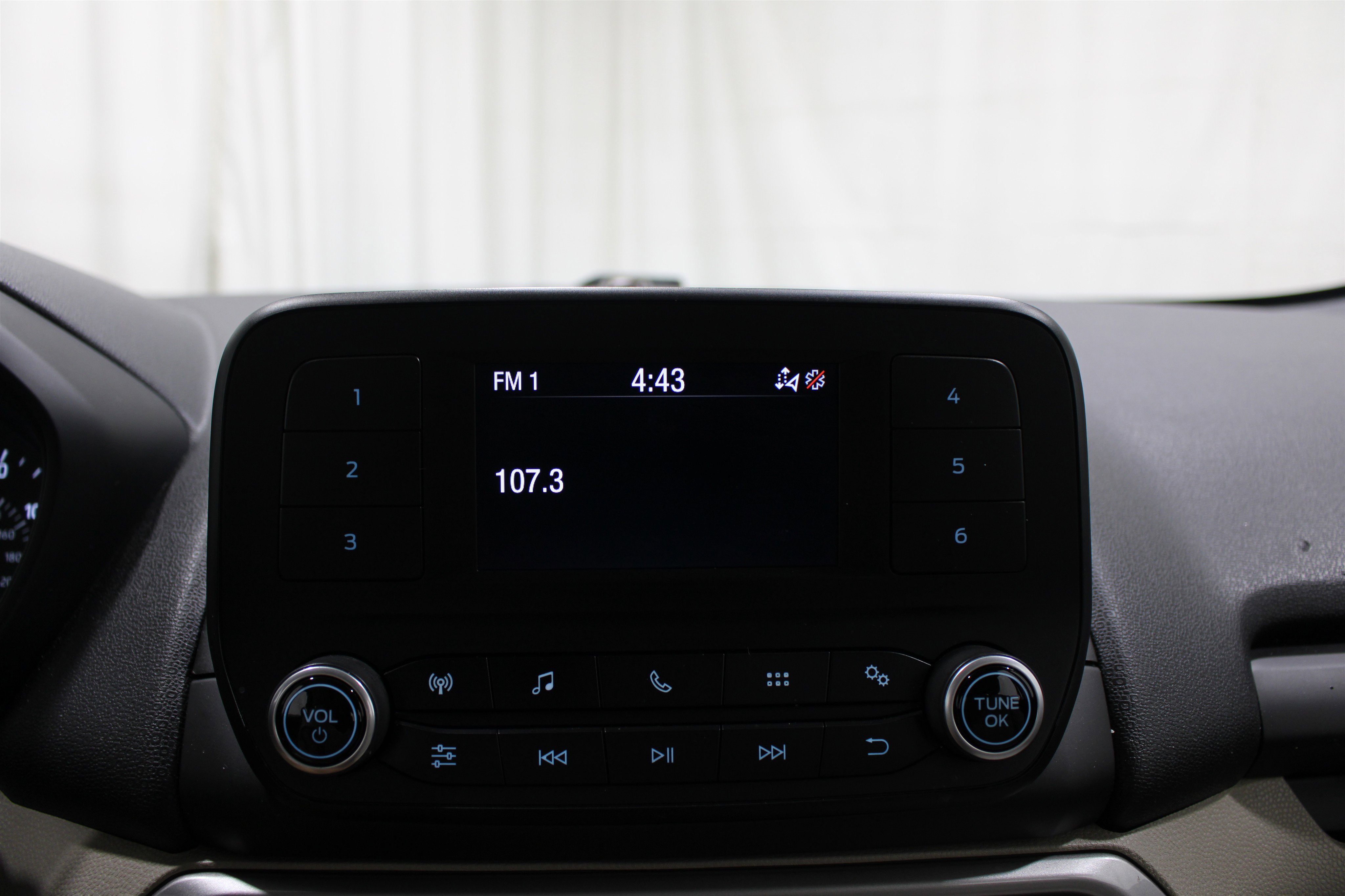 Used 2021 Ford EcoSport S FWD image 14