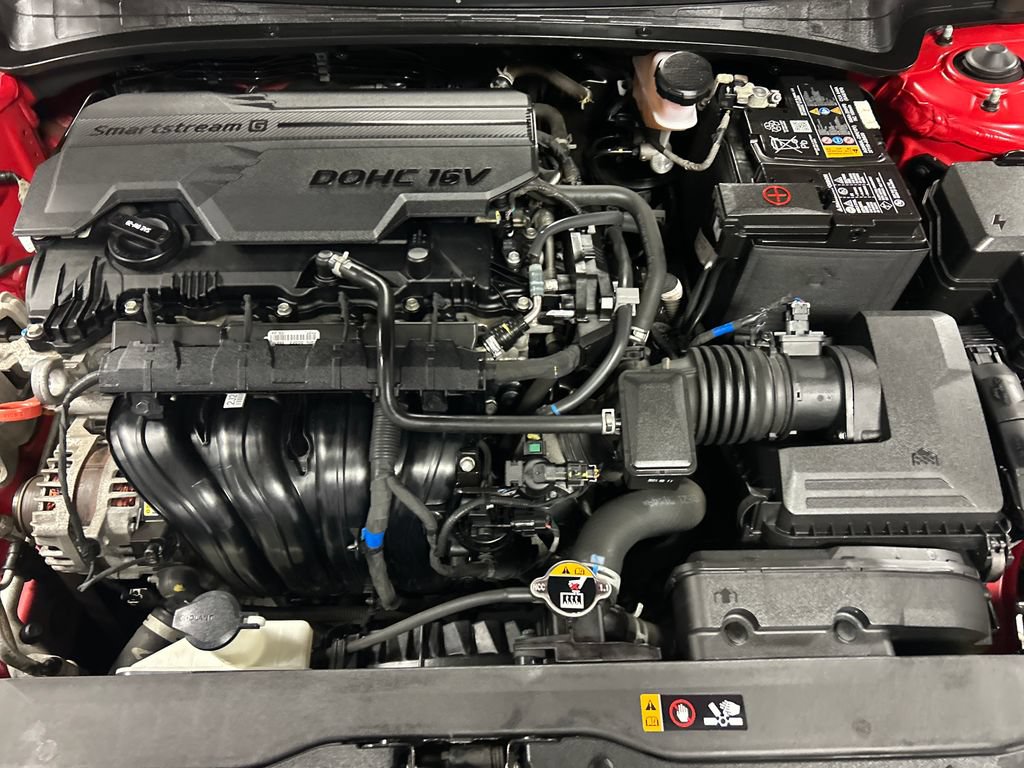 Used 2022 Hyundai Elantra SEL w/ Convenience Package FWD image 24