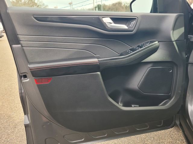 Certified 2025 Ford Escape ST-Line image 16