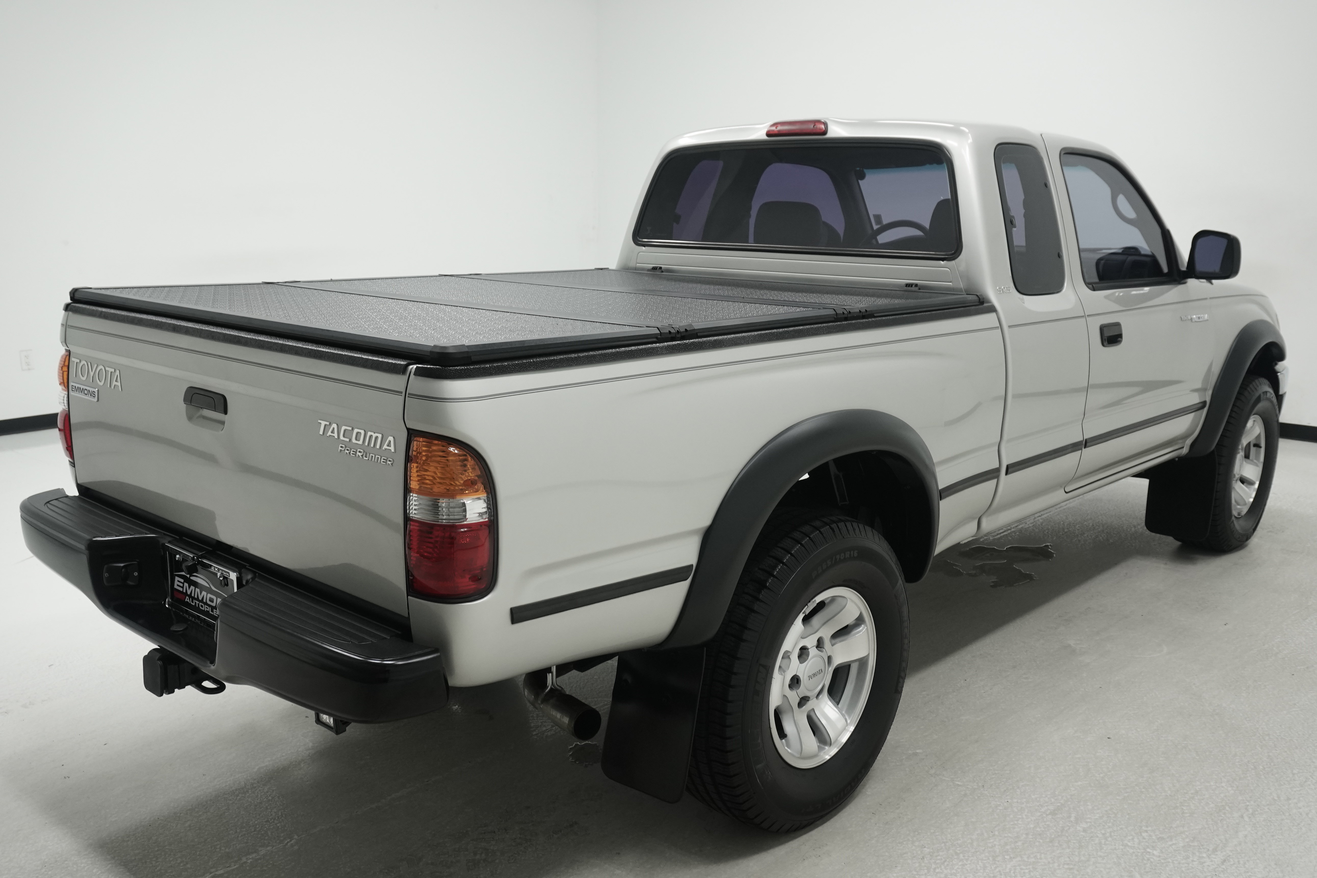 Used 2001 Toyota Tacoma PreRunner w/ SR5 Pkg w/ Chrome Pkg RWD image 4