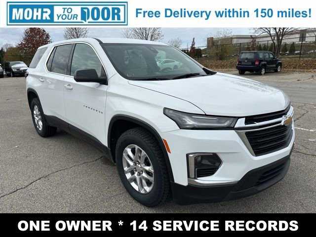 Used 2022 Chevrolet Traverse LS image 3