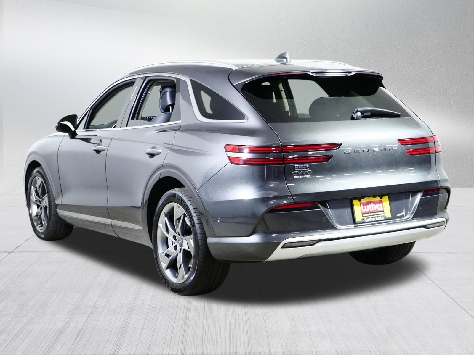 Certified 2025 Genesis Electrified GV70 AWD/4WD image 5