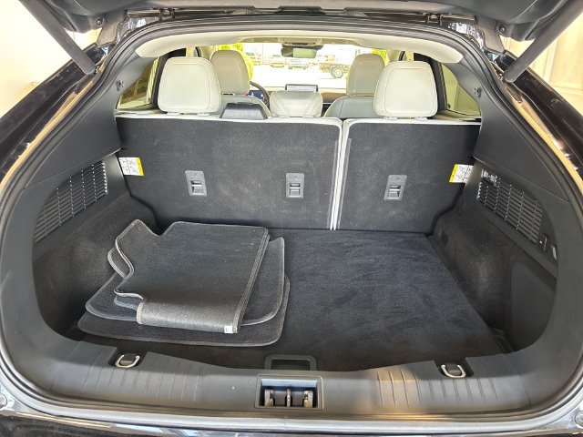 Used 2023 Ford Mustang Mach-E Premium RWD image 23