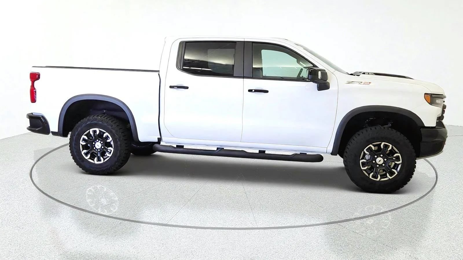Used 2025 Chevrolet Silverado 1500 ZR2 AWD/4WD image 10
