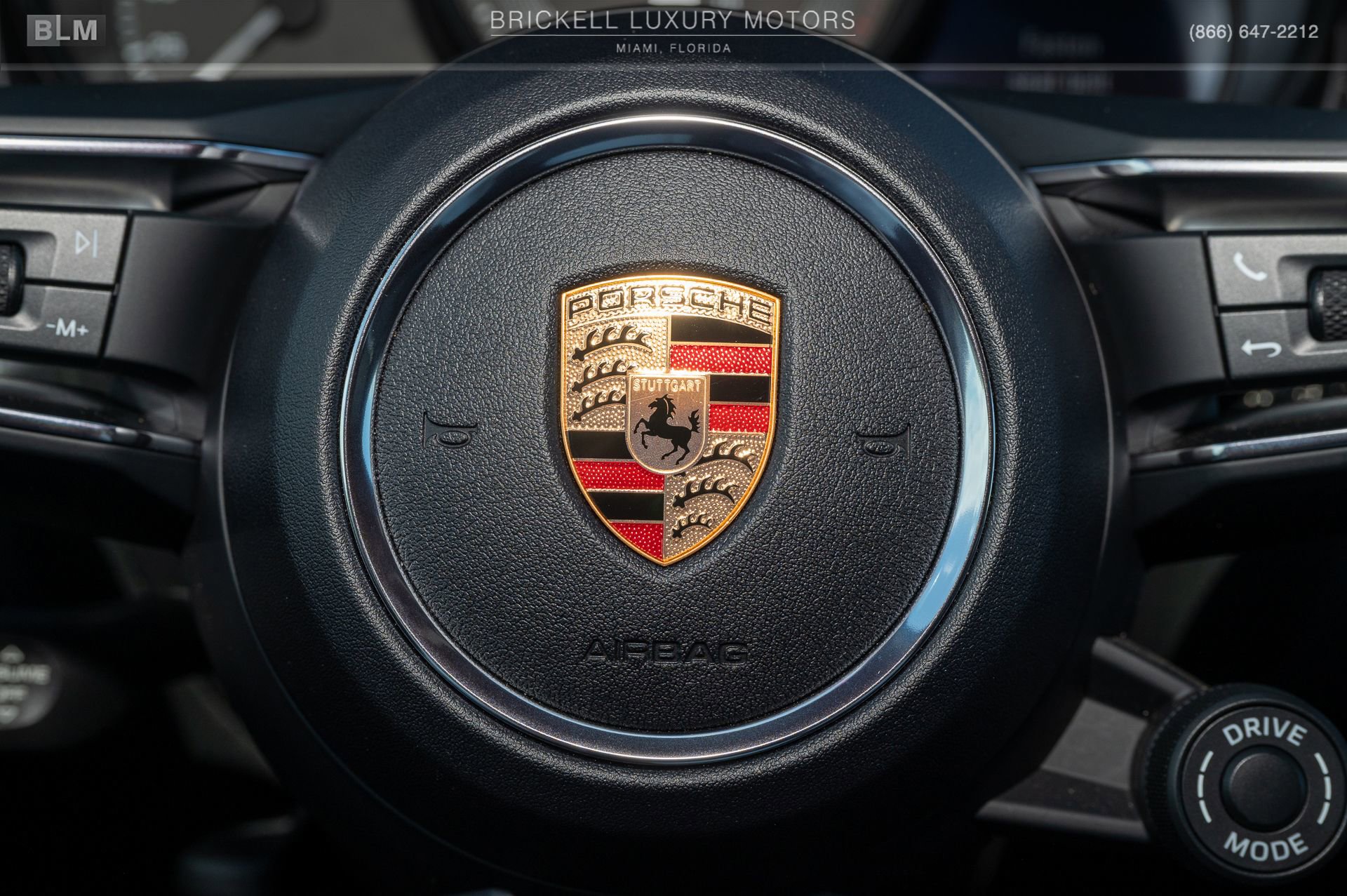 Used 2024 Porsche Macan image 36