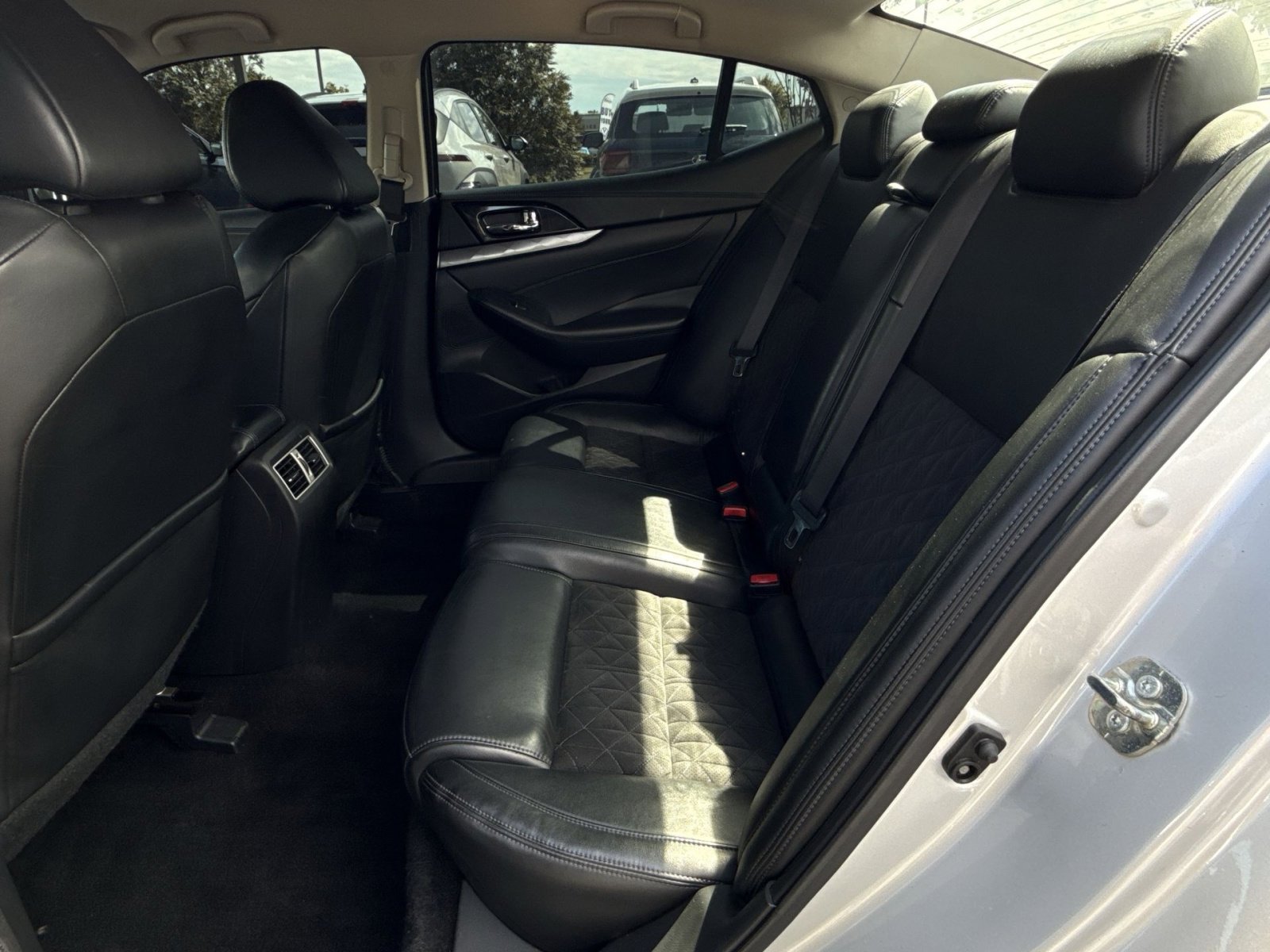 Used 2017 Nissan Maxima SR w/ Midnight Edition FWD image 23