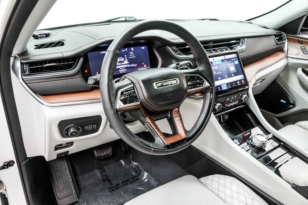 Used 2023 Jeep Grand Cherokee L Summit w/ Advanced Protech Group IV image 21