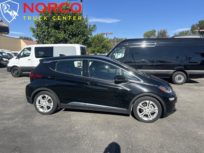 Used 2020 Chevrolet Bolt LT FWD image 1