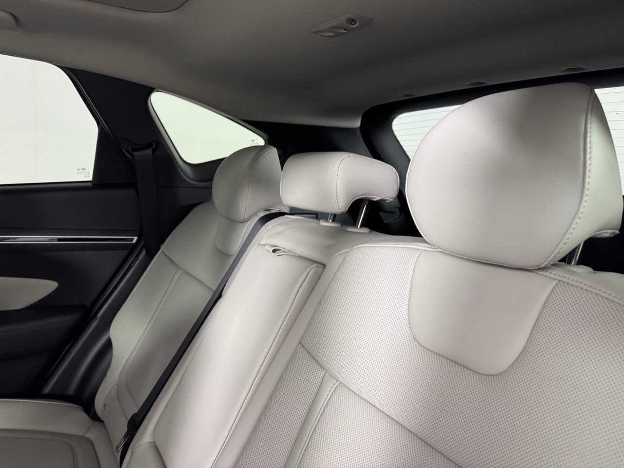 Used 2024 Hyundai Tucson Limited FWD image 27