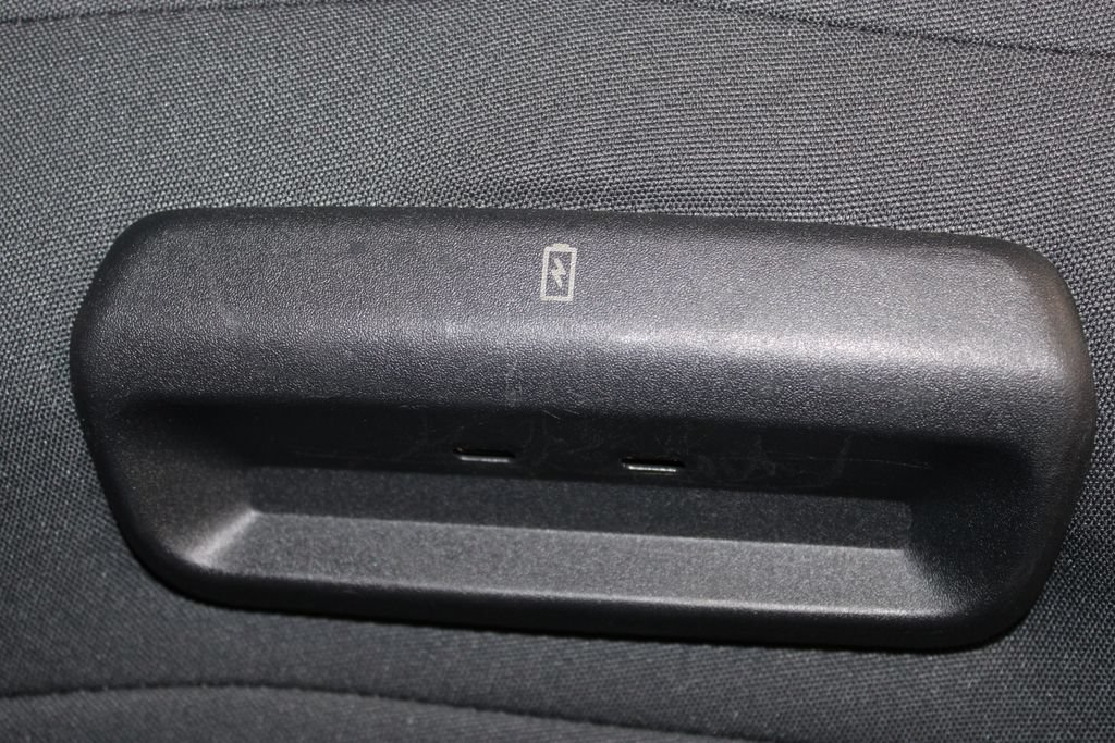Used 2025 Ford Expedition Active RWD image 34