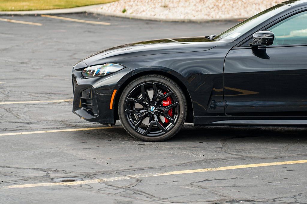 Certified 2025 BMW 430i xDrive Coupe w/ M Sport Package image 8