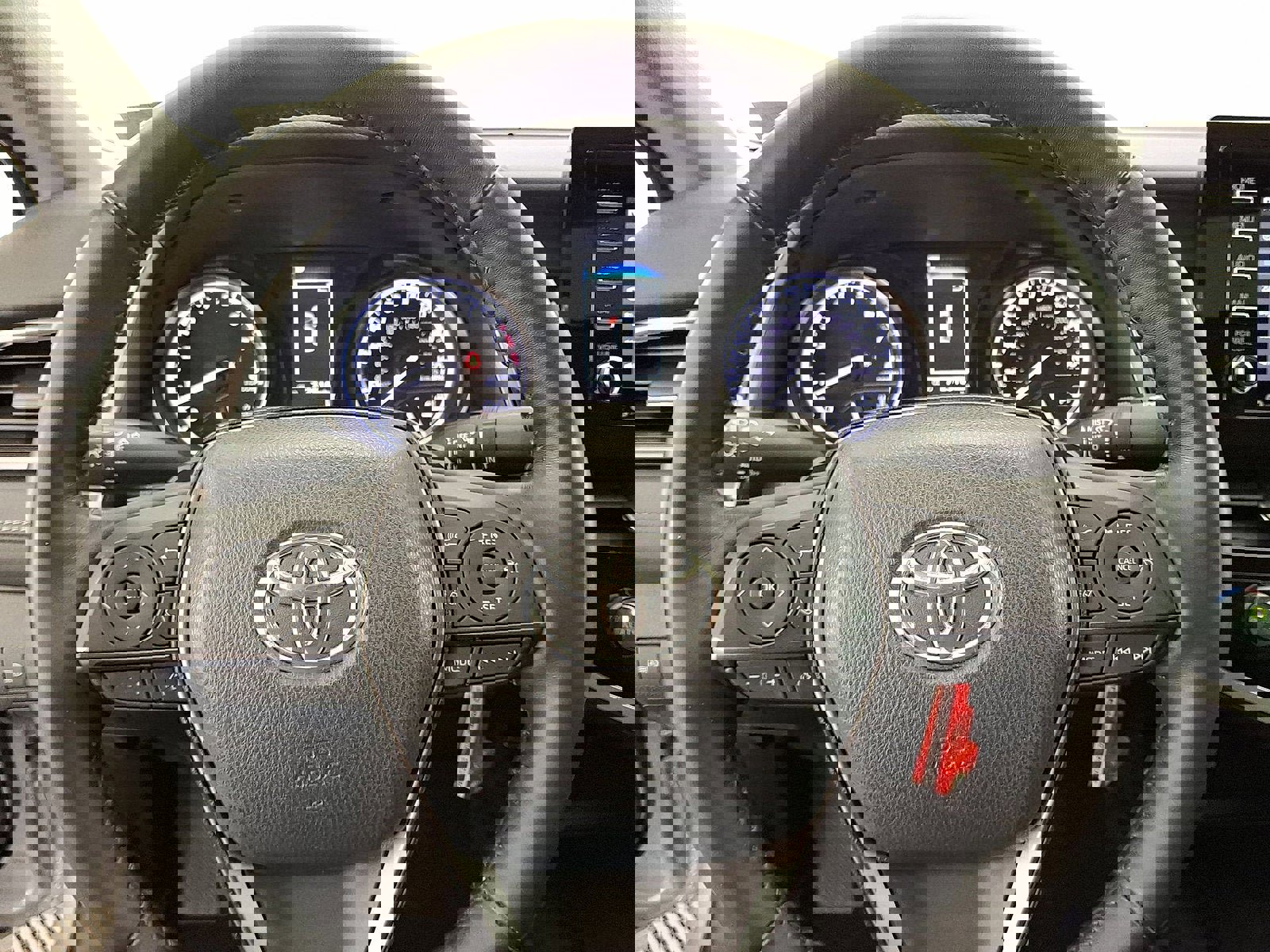 Certified 2021 Toyota Camry SE w/ Cold Weather Package image 16