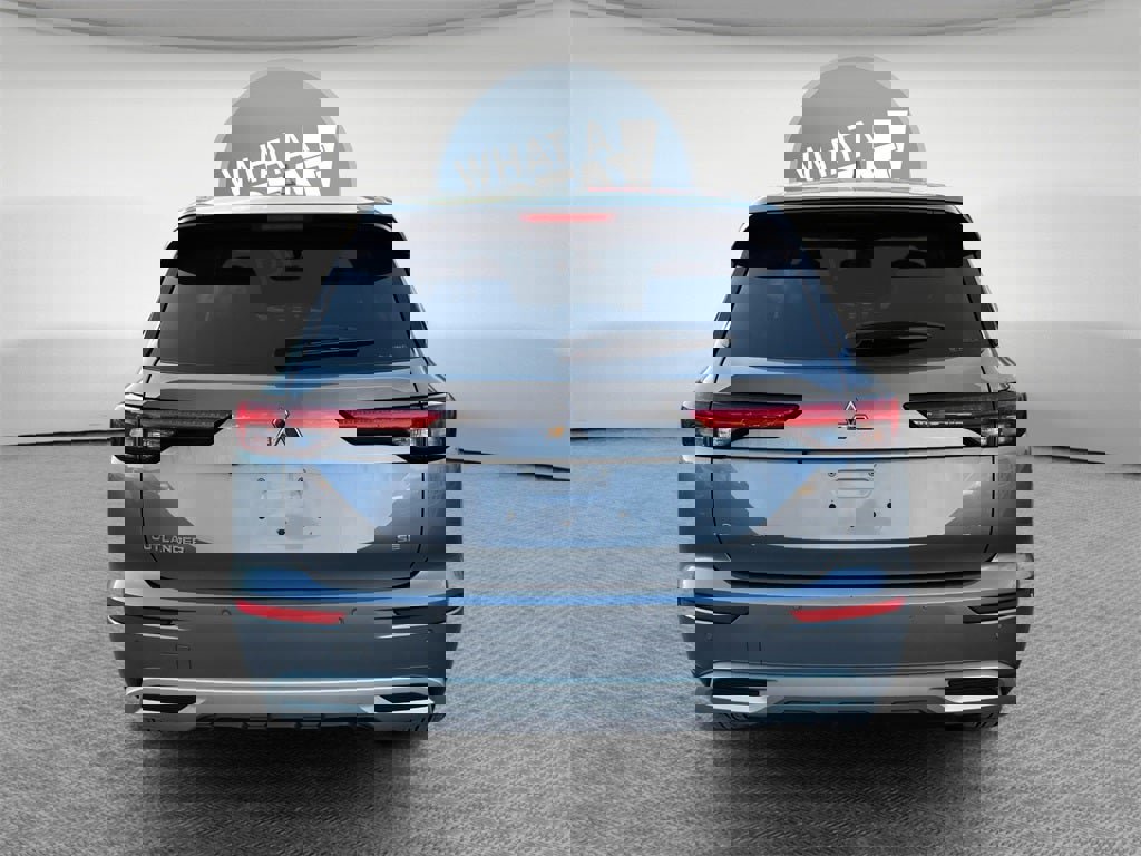 Used 2023 Mitsubishi Outlander SE image 5