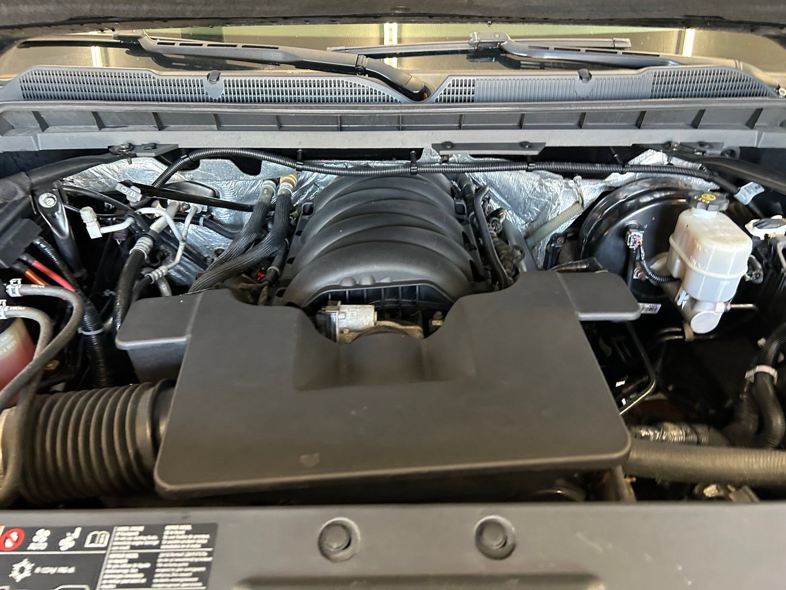 Used 2017 Chevrolet Silverado 1500 LT w/ All Star Edition AWD/4WD image 32