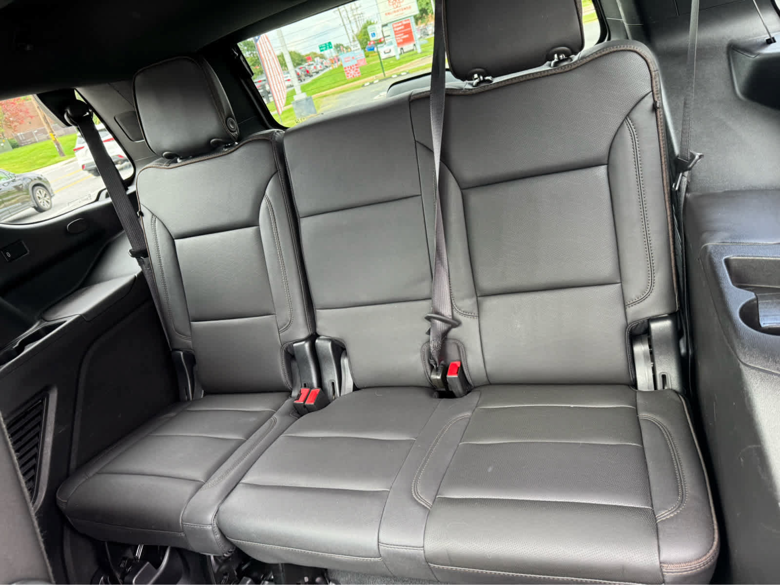 Used 2023 Chevrolet Tahoe High Country AWD/4WD image 25