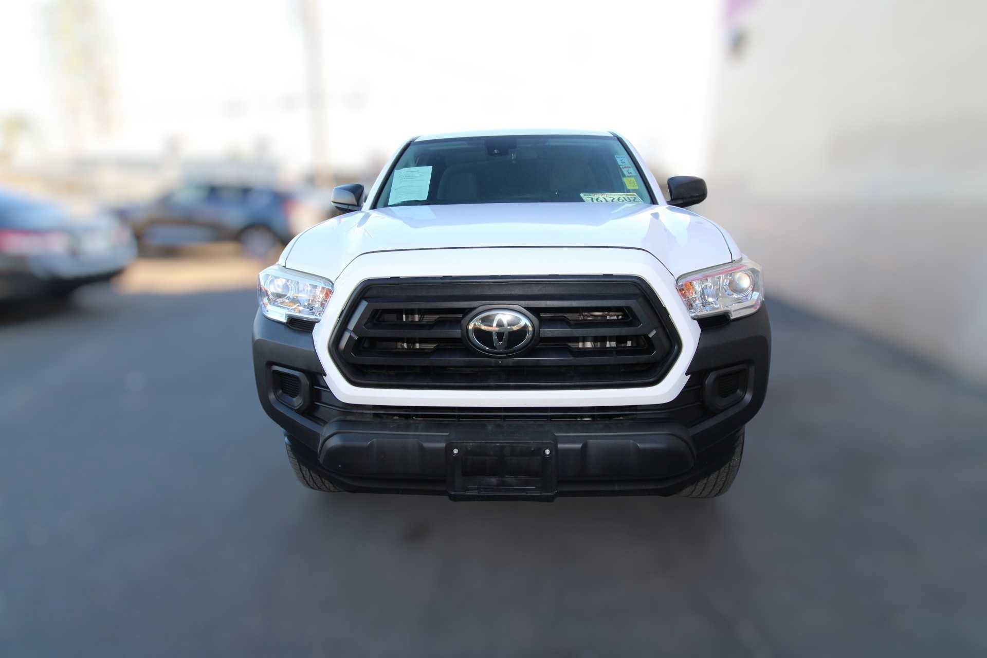 Used 2020 Toyota Tacoma SR image 2