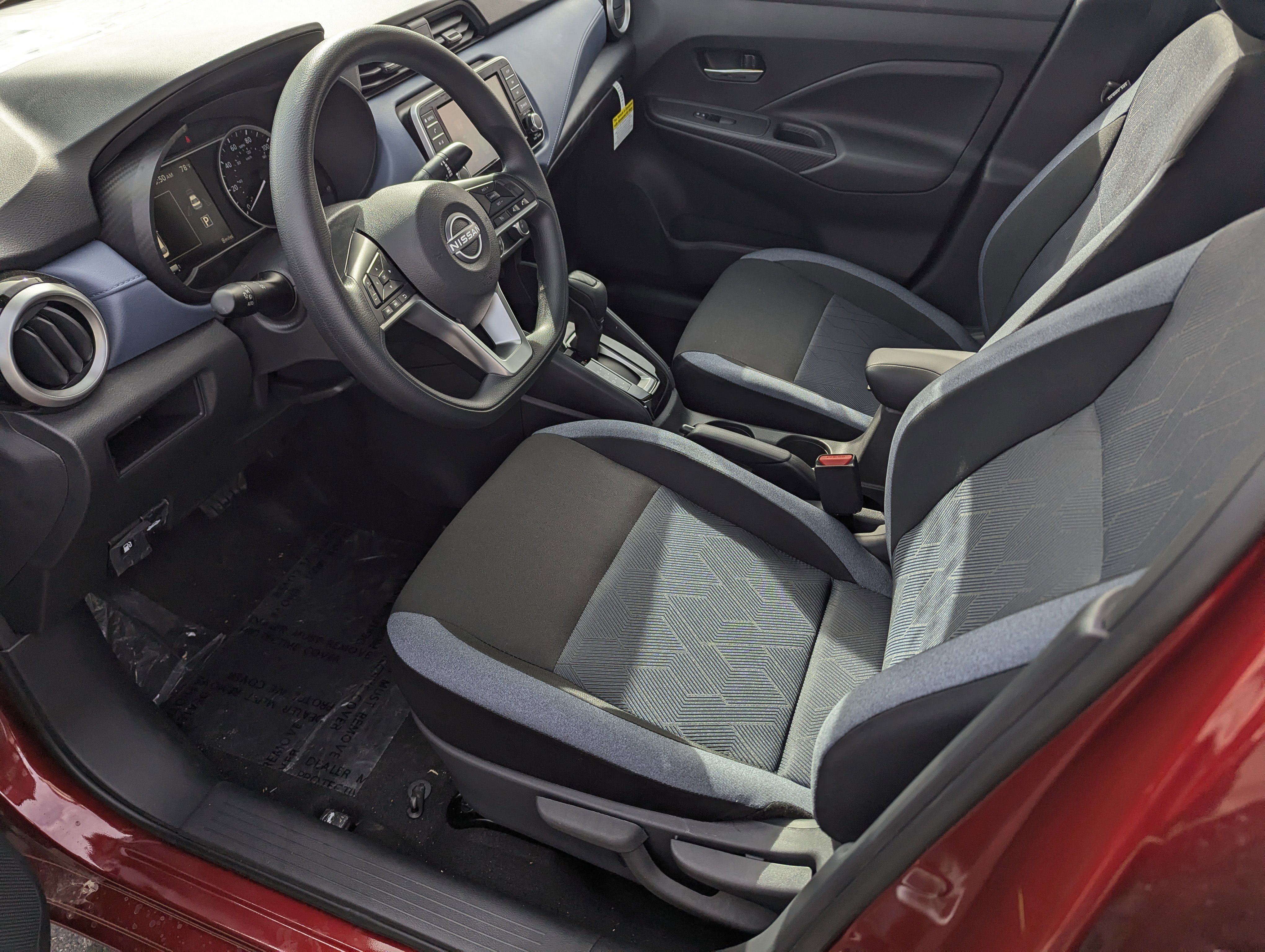 New 2025 Nissan Versa SV image 9