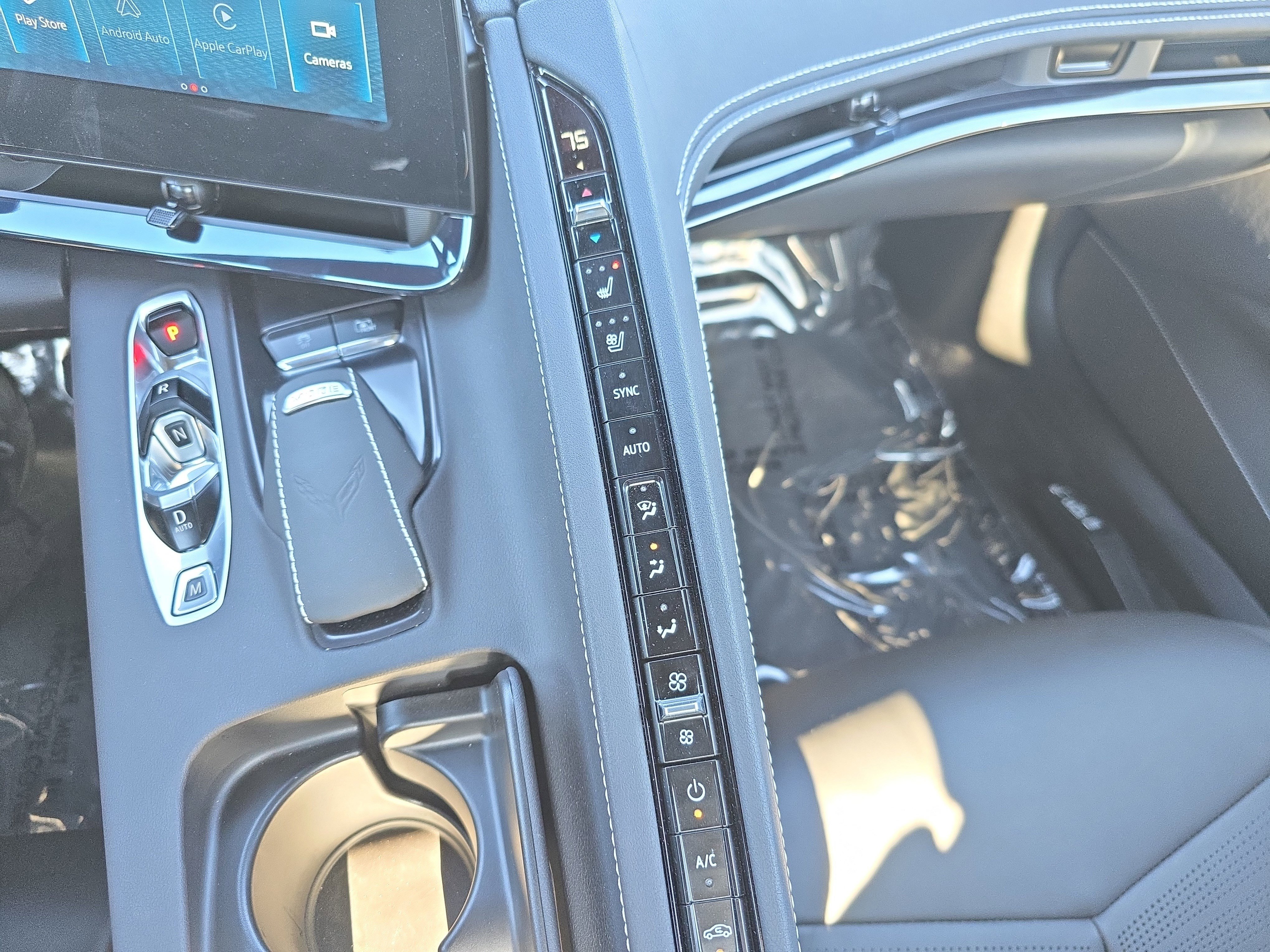 Used 2024 Chevrolet Corvette 2LT w/ Stealth Interior Trim Package image 17