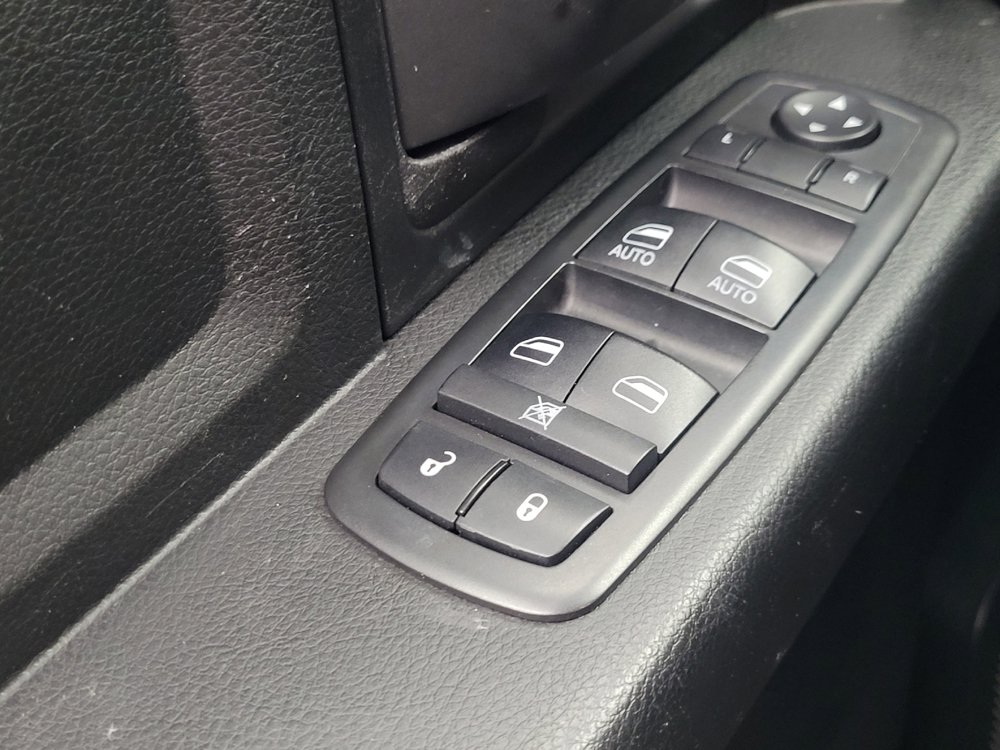 Used 2019 RAM 1500 Express w/ Express Value Package AWD/4WD image 27