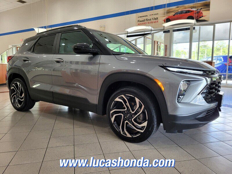 Used 2025 Chevrolet TrailBlazer RS w/ Convenience Package image 3