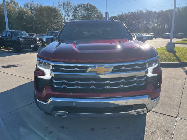 Used 2024 Chevrolet Silverado 1500 LTZ w/ Z71 Off-Road Package image 11