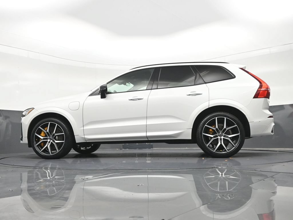 Certified 2024 Volvo XC60 T8 Polestar AWD/4WD image 29