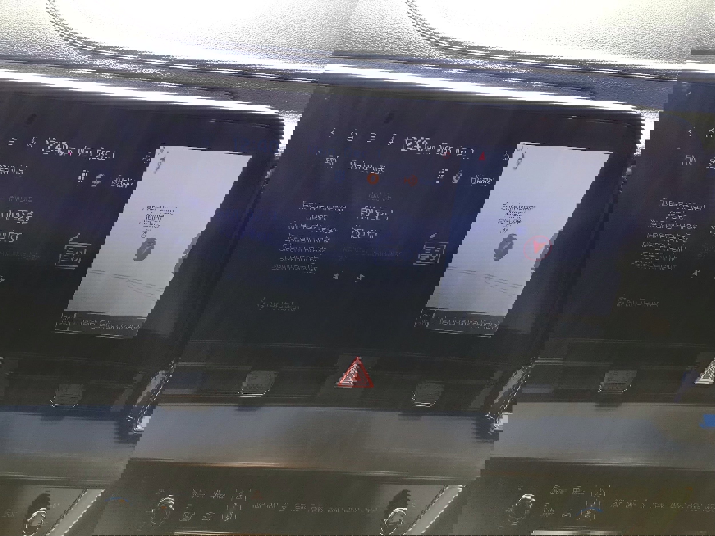 Used 2025 Kia Sportage EX image 21