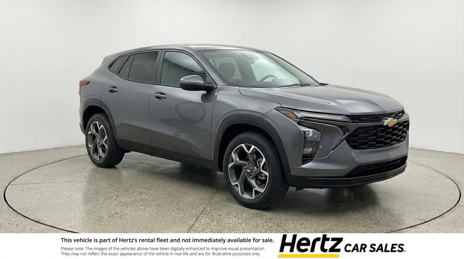 Used 2025 Chevrolet Trax LT image 1