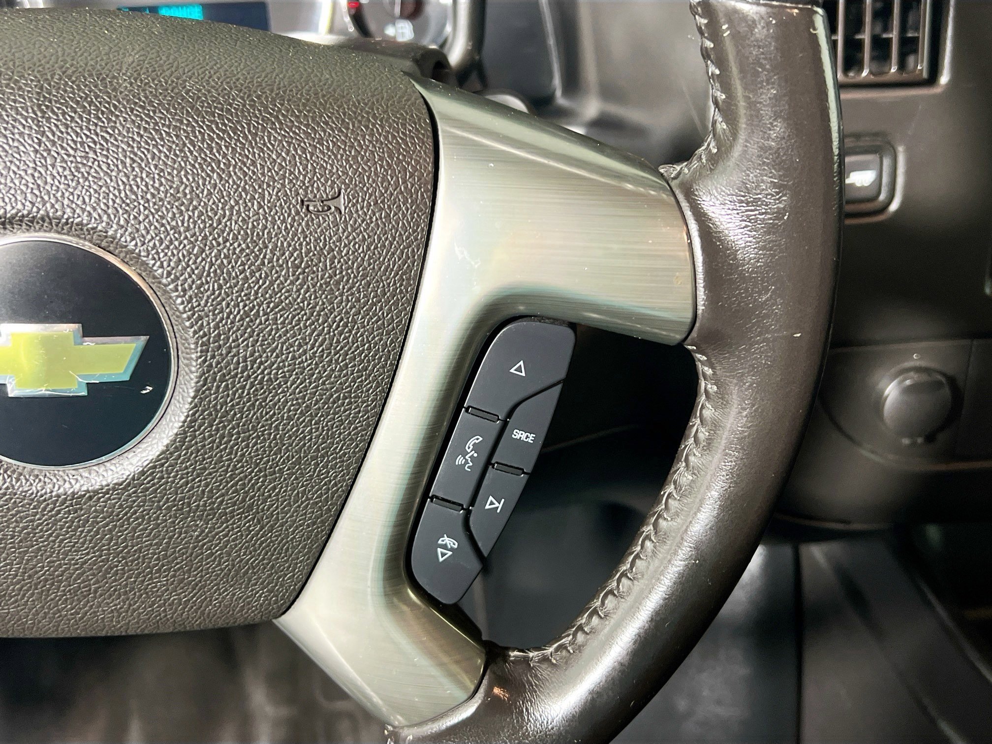 Used 2019 Chevrolet Express 2500 w/ Driver Convenience Package image 19