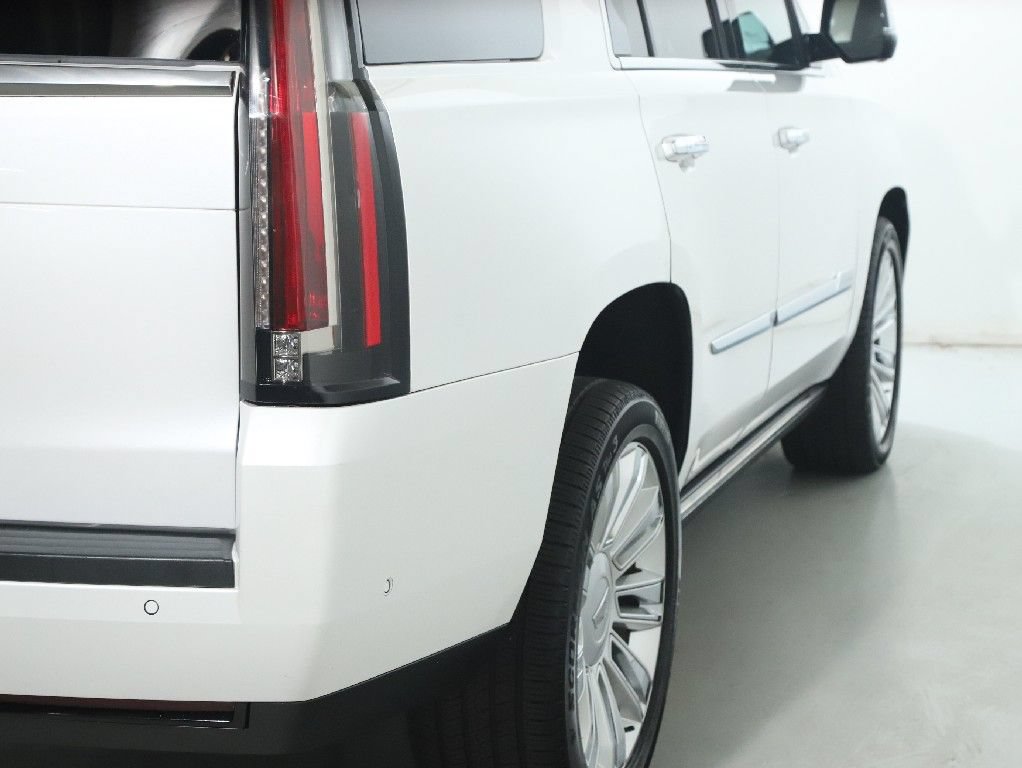 Used 2020 Cadillac Escalade Platinum AWD/4WD image 51