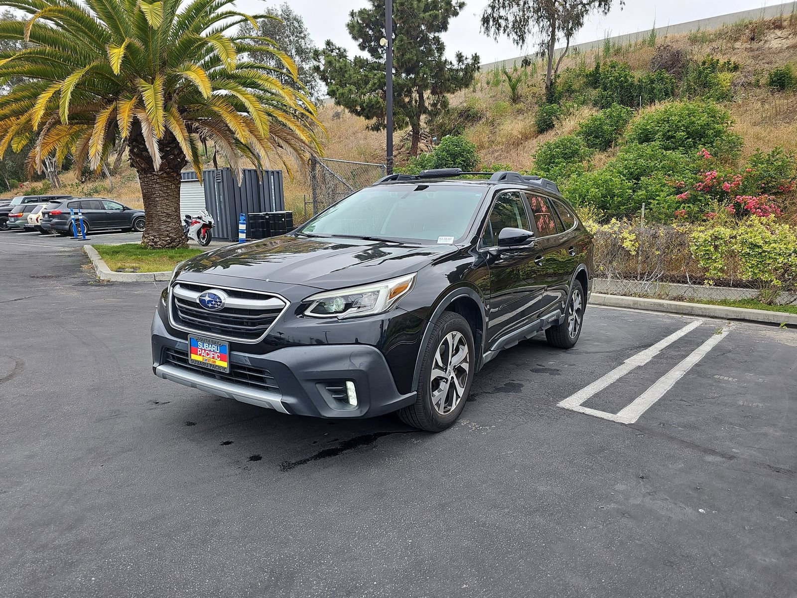 Used 2021 Subaru Outback Limited XT w/ Popular Package #2 AWD/4WD image 3