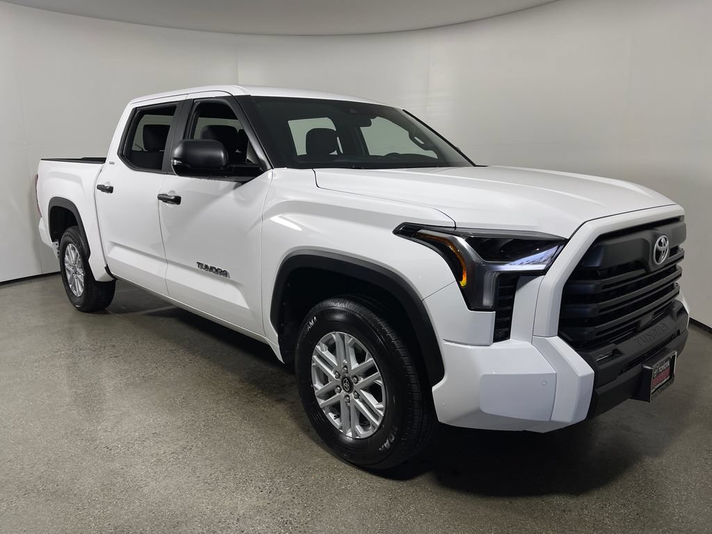 New 2026 Toyota Tundra SR5