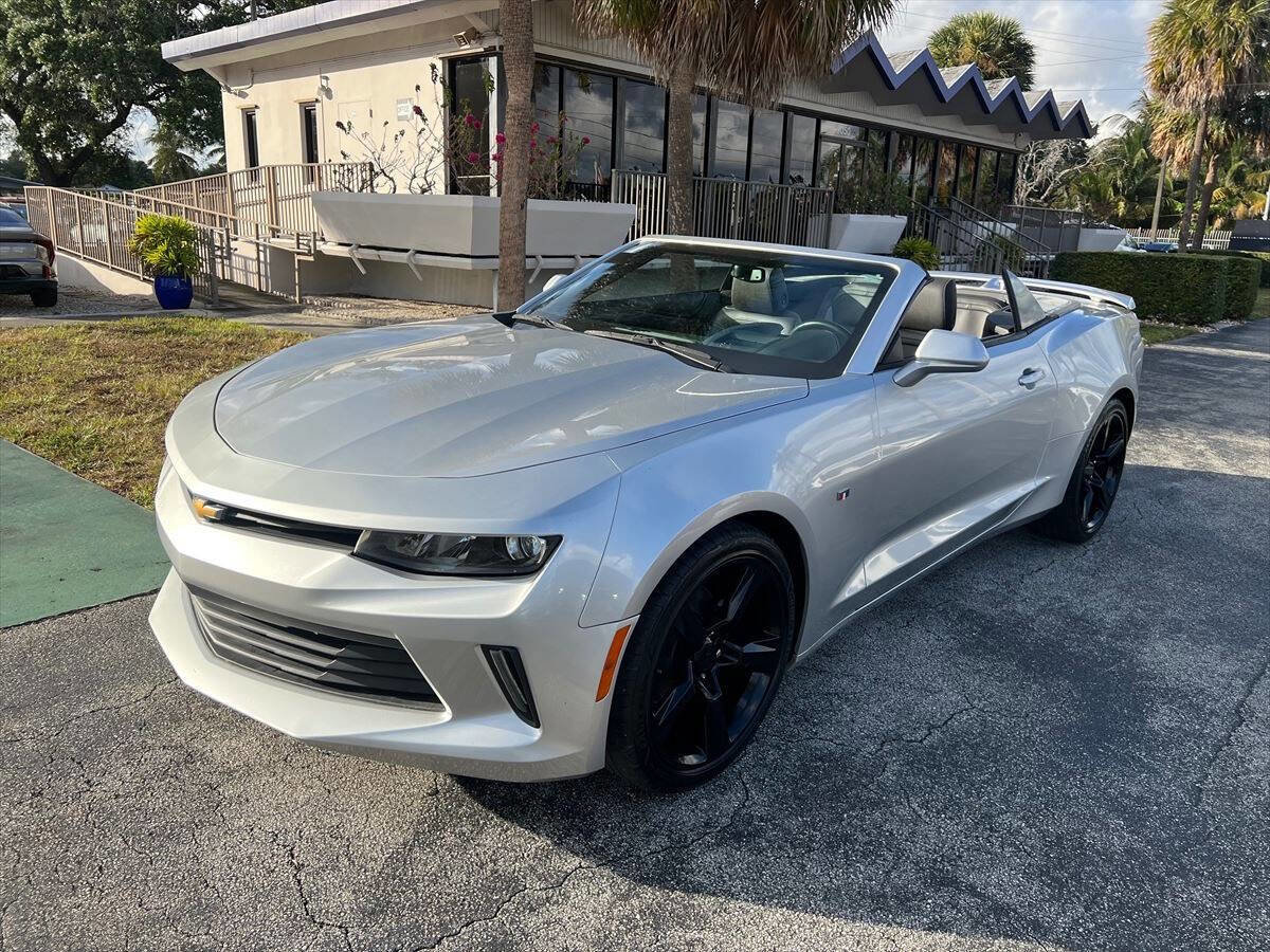Used 2017 Chevrolet Camaro LT image 8