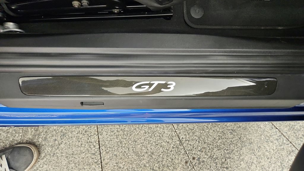 Used 2015 Porsche 911 GT3 RWD image 26