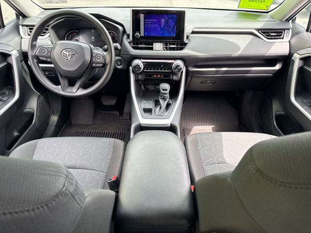 Certified 2024 Toyota RAV4 XLE AWD/4WD image 18