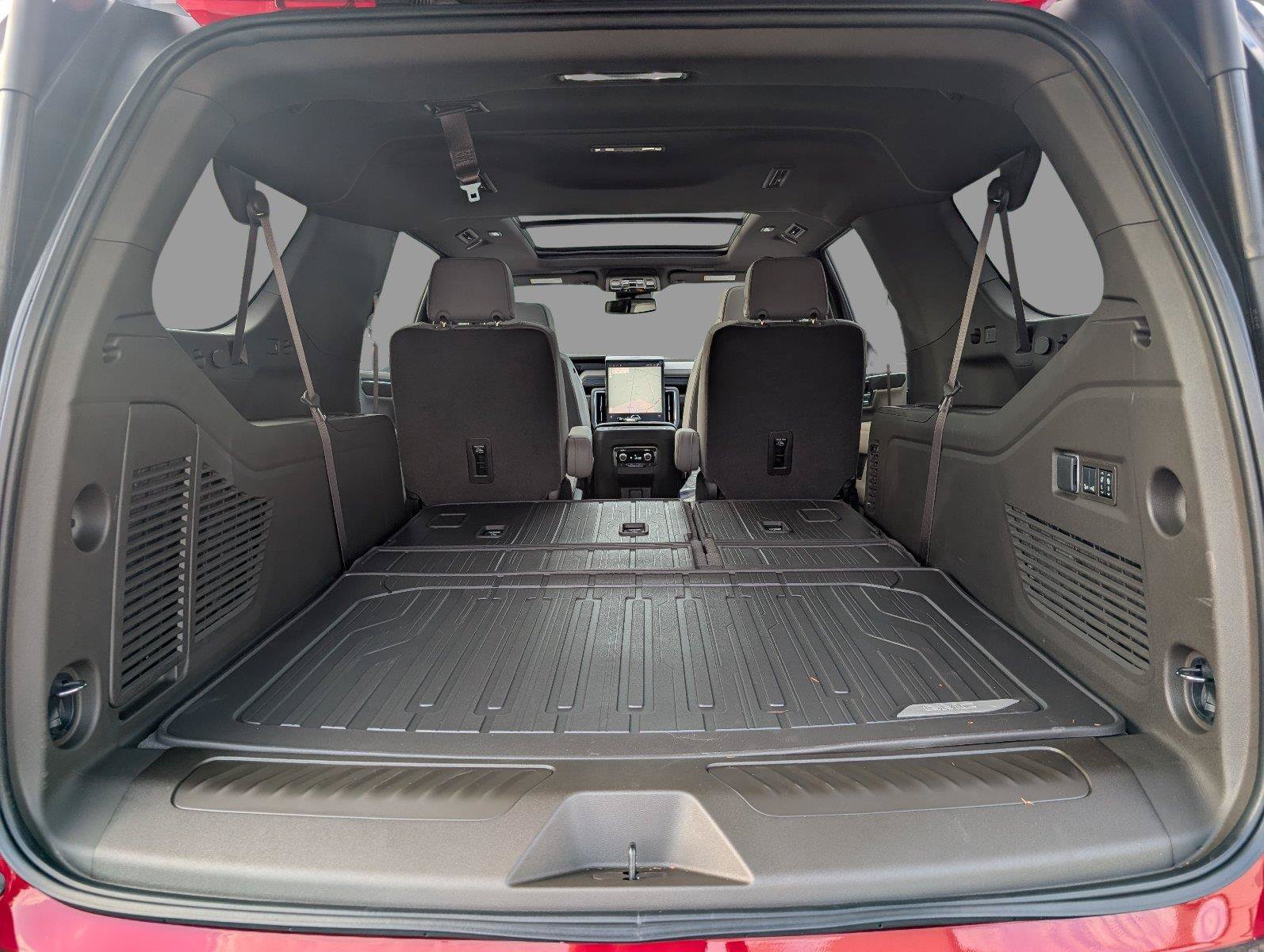 New 2026 GMC Yukon XL Elevation w/ LPO, Floor Liner Package RWD image 5