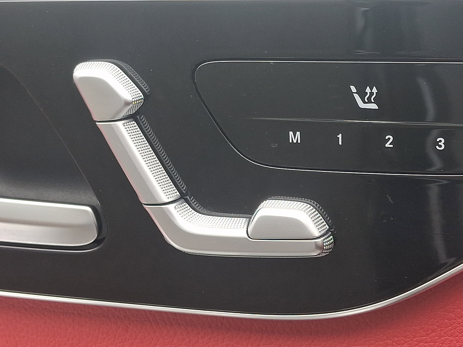 Certified 2023 Mercedes-Benz C 43 AMG 4MATIC Sedan image 25
