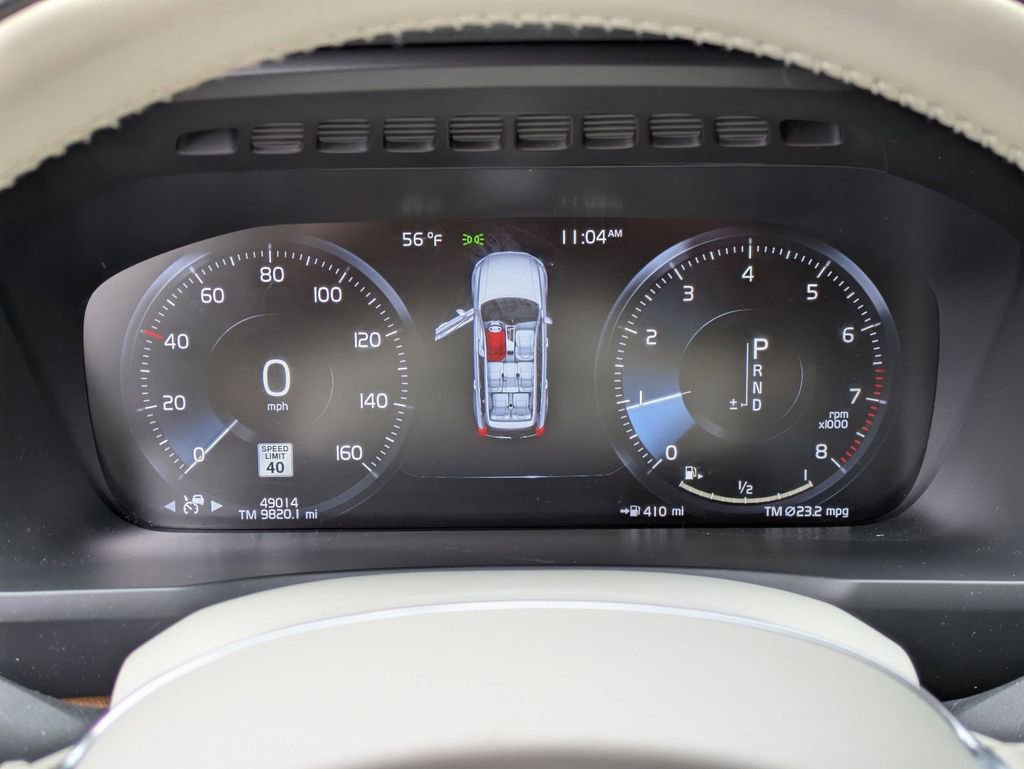 Used 2021 Volvo XC90 T6 Momentum image 11