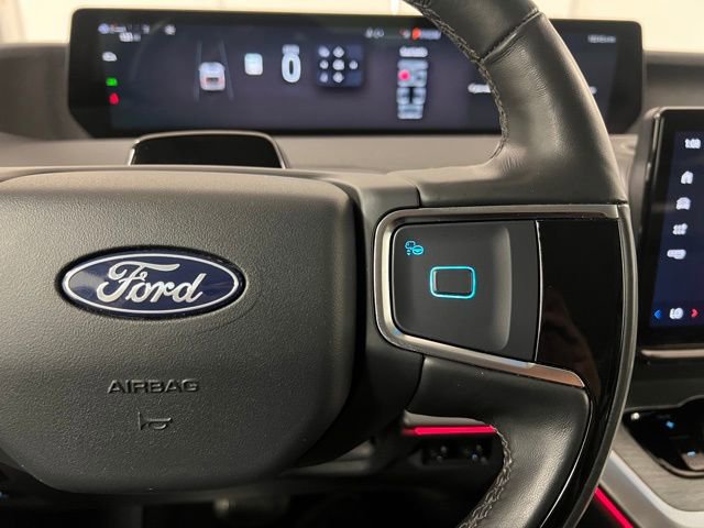 Used 2025 Ford Expedition Max Platinum AWD/4WD image 30