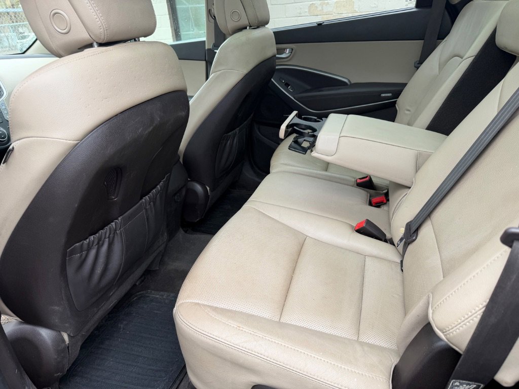 Used 2015 Hyundai Santa Fe GLS w/ Option Group 03 AWD/4WD image 8