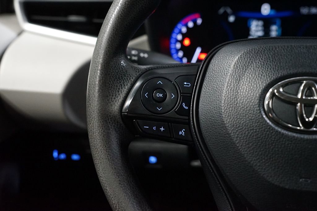 Certified 2022 Toyota Corolla LE image 14