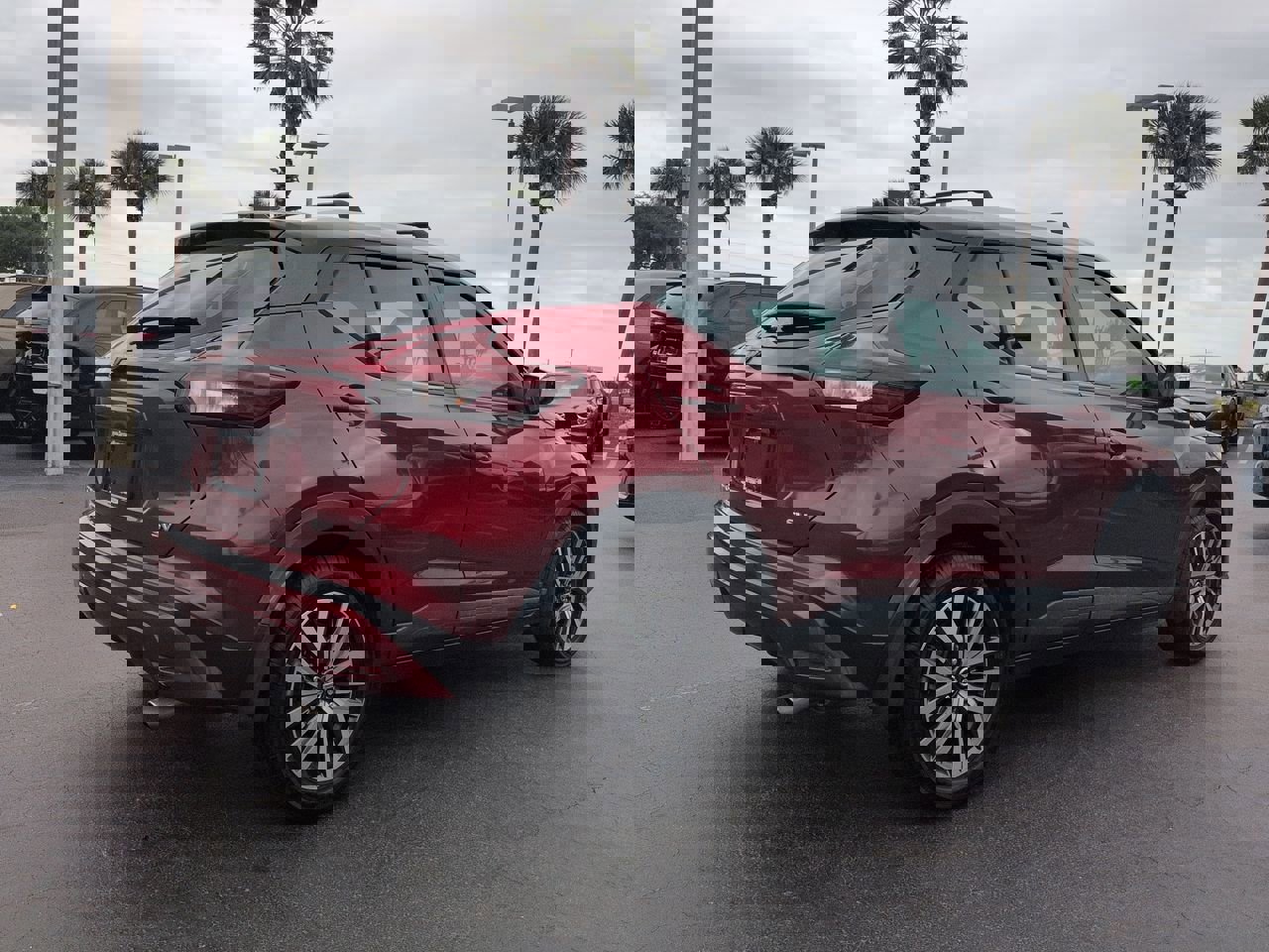 Used 2021 Nissan Kicks SV w/ Exterior Package FWD image 4