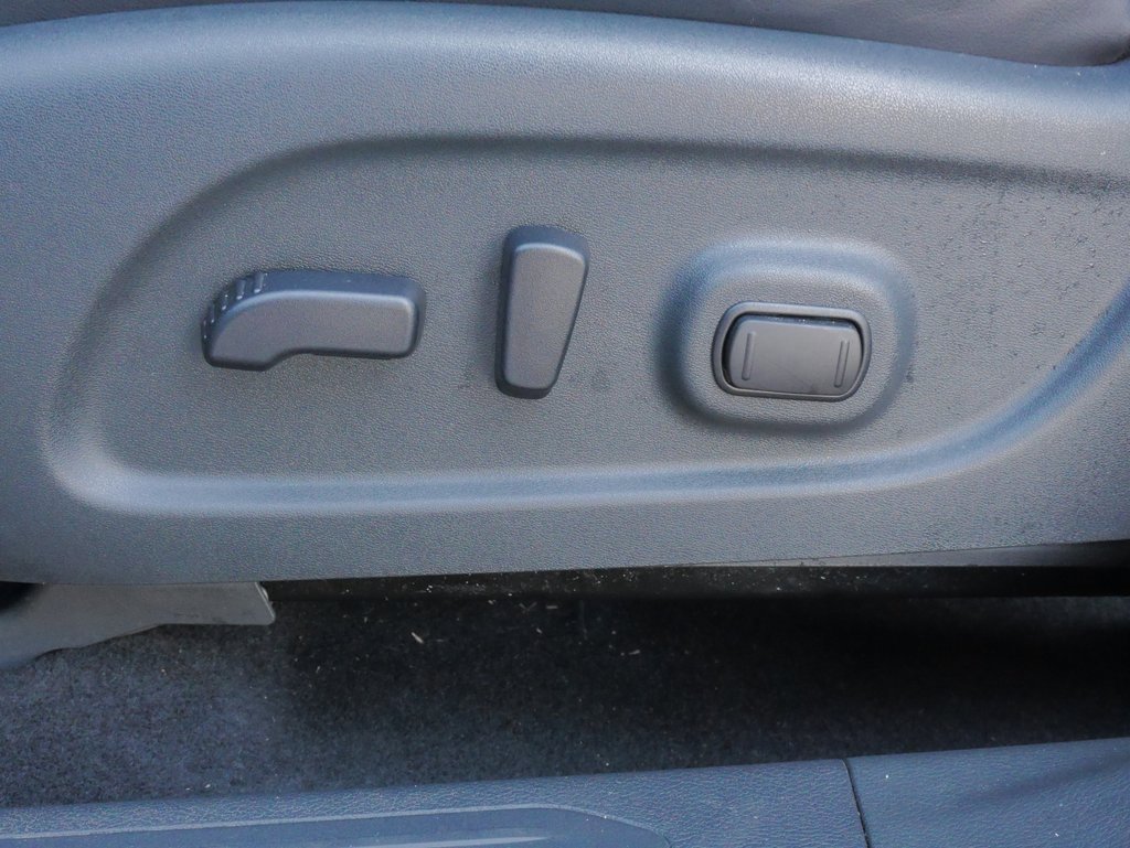 Used 2024 Nissan Murano Platinum w/ Cargo Package image 24