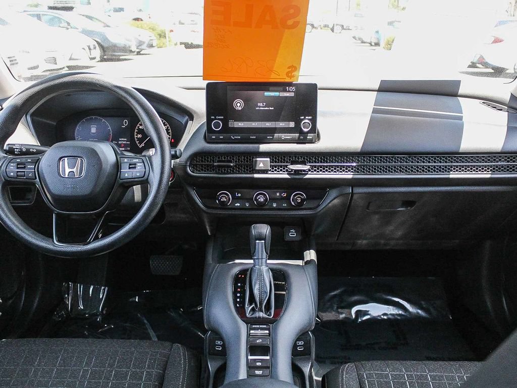Used 2024 Honda HR-V LX image 13