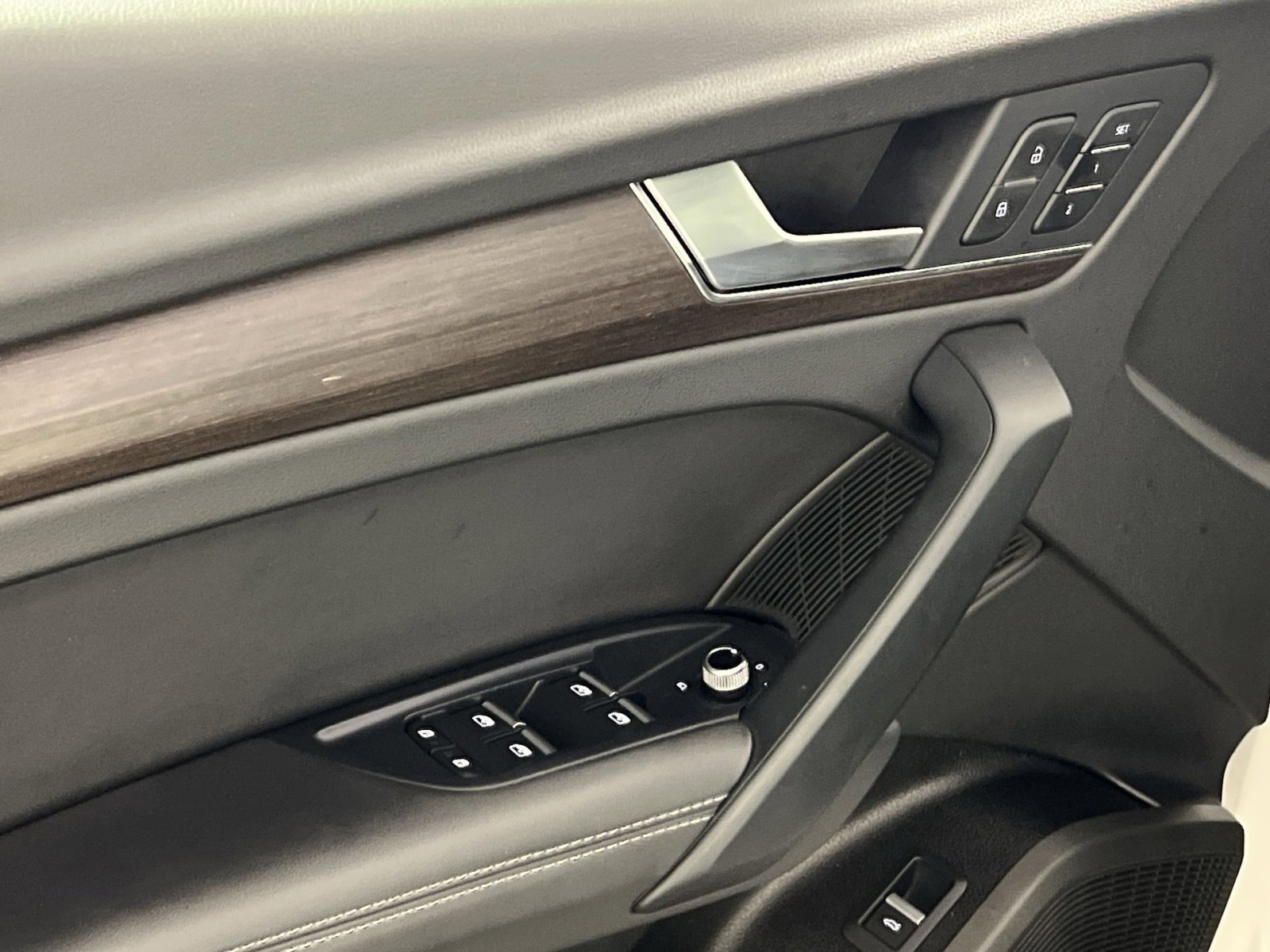 Used 2024 Audi Q5 2.0T Premium Plus image 15